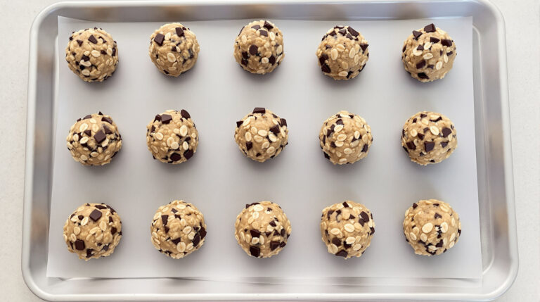 découvrez nos cookies healthy faciles à préparer avec seulement 3 ingrédients : rapides, gourmands et sans farine pour une pause sucrée saine et savoureuse.