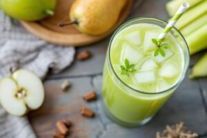 Jus détox – pomme, poire et céleri